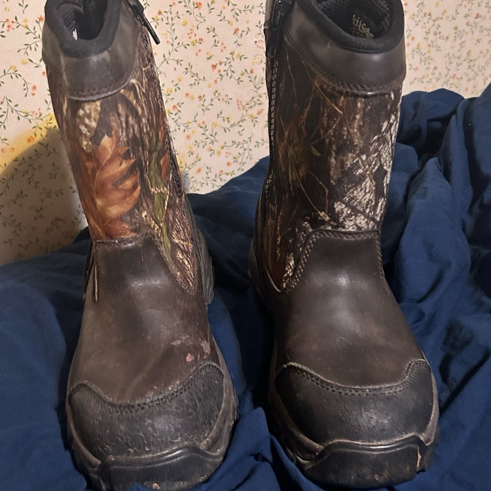 Kids Camouflage Boots